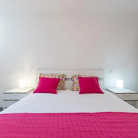Salty Dreams Apartment *
